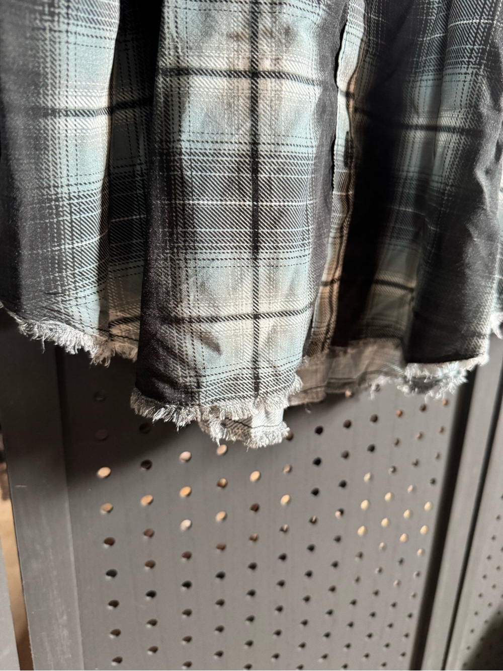 Vans women’s button down - Picture 3 of 6